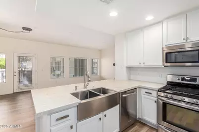 5450 E Deer Valley Drive #1211, Phoenix, AZ 85054 - Photo 1
