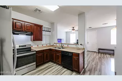 10040 W Kingman Street, Tolleson, AZ 85353 - Photo 1