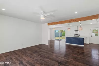 8638 E Palm Lane, Scottsdale, AZ 85257 - Photo 13