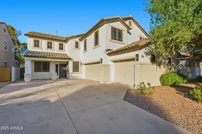 978 E Julie Avenue, San Tan Valley, AZ 85140 - Photo 1