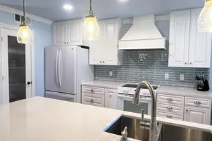 3602 W Frier Dr, Phoenix, AZ 85051 - Photo 1