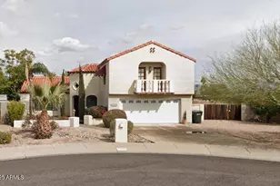 2734 E Purdue Ave, Phoenix, AZ 85028 - Photo 1