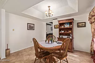 10442 W Harmont Dr, Peoria, AZ 85345 - Photo 9