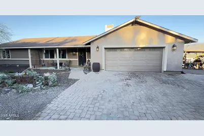 19549 E Scenic Loop Road E, Black Canyon City, AZ 85324 - Photo 1
