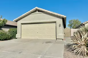 4734 E Tanglewood Dr, Phoenix, AZ 85048 - Photo 1