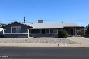 11815 N Hillcrest Dr, Sun City, AZ 85351 - Photo 1