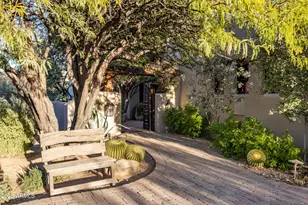 8300 E Dixileta Dr, Scottsdale, AZ 85266 - Photo 1