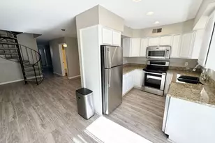 1425 E Desert Cove Ave, Phoenix, AZ 85020 - Photo 1