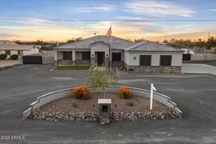 934 N 104th St, Mesa, AZ 85207 - Photo 1