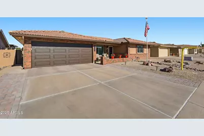 8232 E Nido Avenue, Mesa, AZ 85209 - Photo 1