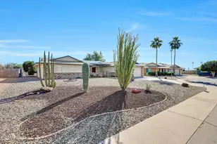 12611 N Blue Ridge Dr, Sun City, AZ 85351 - Photo 1