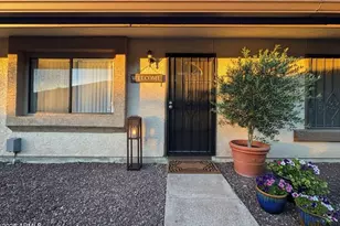 10215 N 8th Ave, Phoenix, AZ 85021 - Photo 1