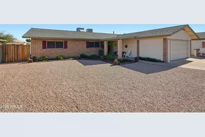 7307 N 46th Circle, Glendale, AZ 85301 - Photo 1
