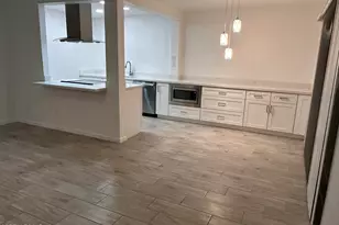 3416 N 44th St, Phoenix, AZ 85018 - Photo 1