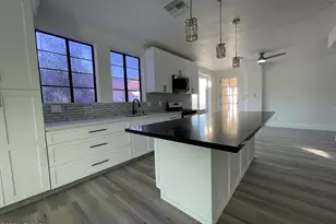 8200 W Orangewood Ave, Glendale, AZ 85303 - Photo 29