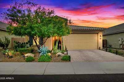 2445 E Beverly Road, Phoenix, AZ 85042 - Photo 1