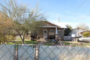 1008 N 27th St, Phoenix, AZ 85008 - Photo 1