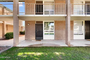 3737 E Turney Ave, Phoenix, AZ 85018 - Photo 1