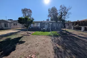 2915 W Pierce St, Phoenix, AZ 85009 - Photo 1