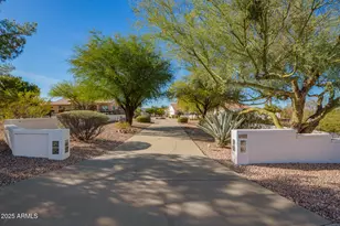 610 N Saddleback Trail, Wickenburg, AZ 85390 - Photo 1