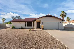 665 W Santa Fe Dr, Wickenburg, AZ 85390 - Photo 1