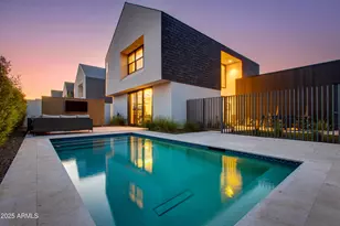 1333 E Pomelo Grove Ln, Phoenix, AZ 85014 - Photo 1