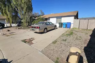 8226 W Meadowbrook Ave, Phoenix, AZ 85033 - Photo 1