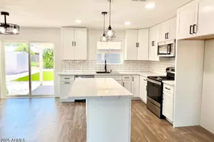 1539 E 3rd St, Mesa, AZ 85203 - Photo 1