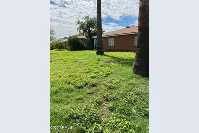 345 W Windsor Avenue, Phoenix, AZ 85003 - Photo 1