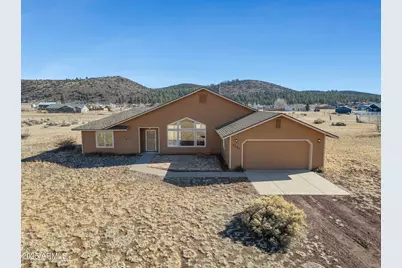 9285 N Bryant Road, Flagstaff, AZ 86004 - Photo 1