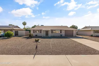 10335 W Sun City Boulevard, Sun City, AZ 85351 - Photo 1