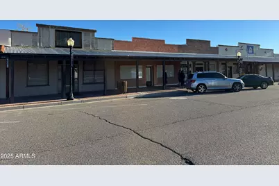 157 N Frontier Street, Wickenburg, AZ 85390 - Photo 1