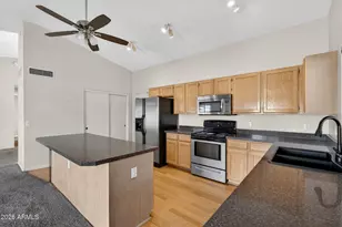 3320 W Melinda Ln, Phoenix, AZ 85027 - Photo 5