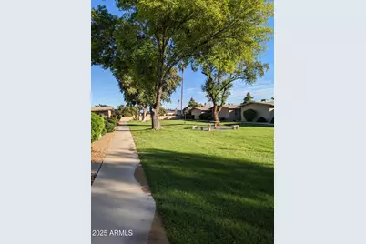 10585 W Palmeras Drive #H, Sun City, AZ 85373 - Photo 43