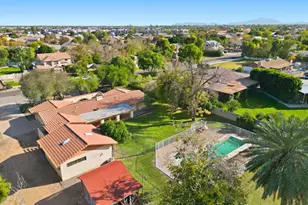 914 S 132nd St, Gilbert, AZ 85233 - Photo 1