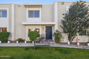 610 E Montebello Ave, Phoenix, AZ 85012 - Photo 1