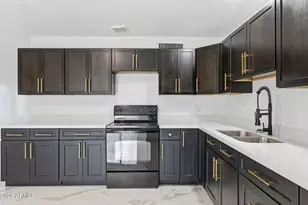 4251 W Rose Ln, Phoenix, AZ 85019 - Photo 7