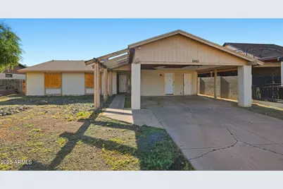 8861 W Weldon Avenue, Phoenix, AZ 85037 - Photo 1