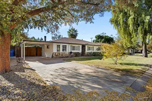 1825 E Medlock Dr, Phoenix, AZ 85016 - Photo 1