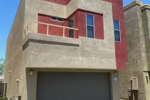 3113 E Danbury Rd, Phoenix, AZ 85032 - Photo 1