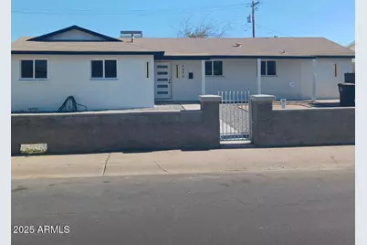 5833 W Rosewood Lane, Phoenix, AZ 85031 - Photo 1