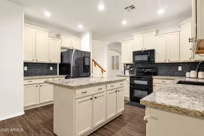 969 E Oakland Street, Gilbert, AZ 85295 - Photo 1