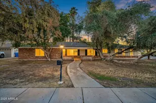 641 W Linger Ln, Phoenix, AZ 85021 - Photo 1