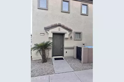 8130 W Groom Creek Road, Phoenix, AZ 85043 - Photo 1