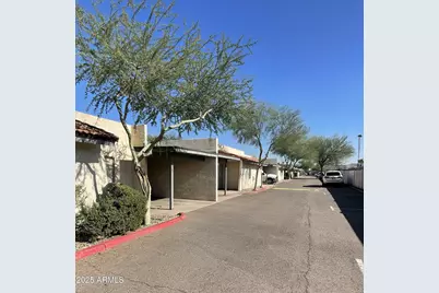 6529 N 67th Avenue #105, Glendale, AZ 85301 - Photo 1