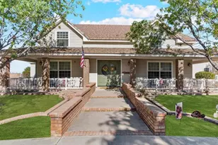 2552 E Ridgewood Ln, Gilbert, AZ 85298 - Photo 1