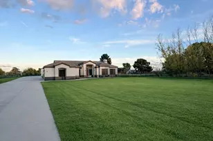 7131 N 181st Ave, Waddell, AZ 85355 - Photo 1