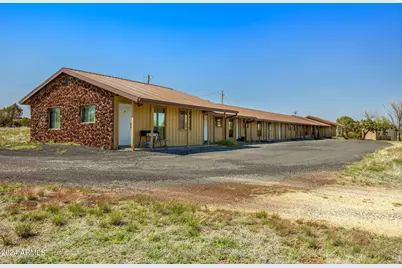 80 Clubhouse Lane, Concho, AZ 85924 - Photo 1