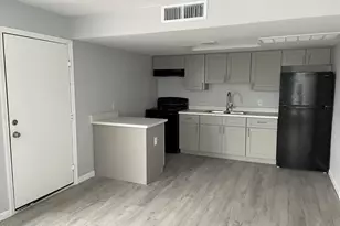 1002 North 25th Pl, Phoenix, AZ 85008 - Photo 1