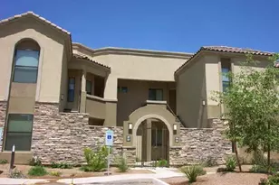 7027 N Scottsdale Rd, Paradise Valley, AZ 85253 - Photo 1